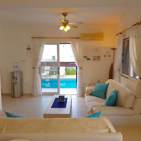 Villa Charlotte โปรทาราส ภายนอก รูปภาพ
