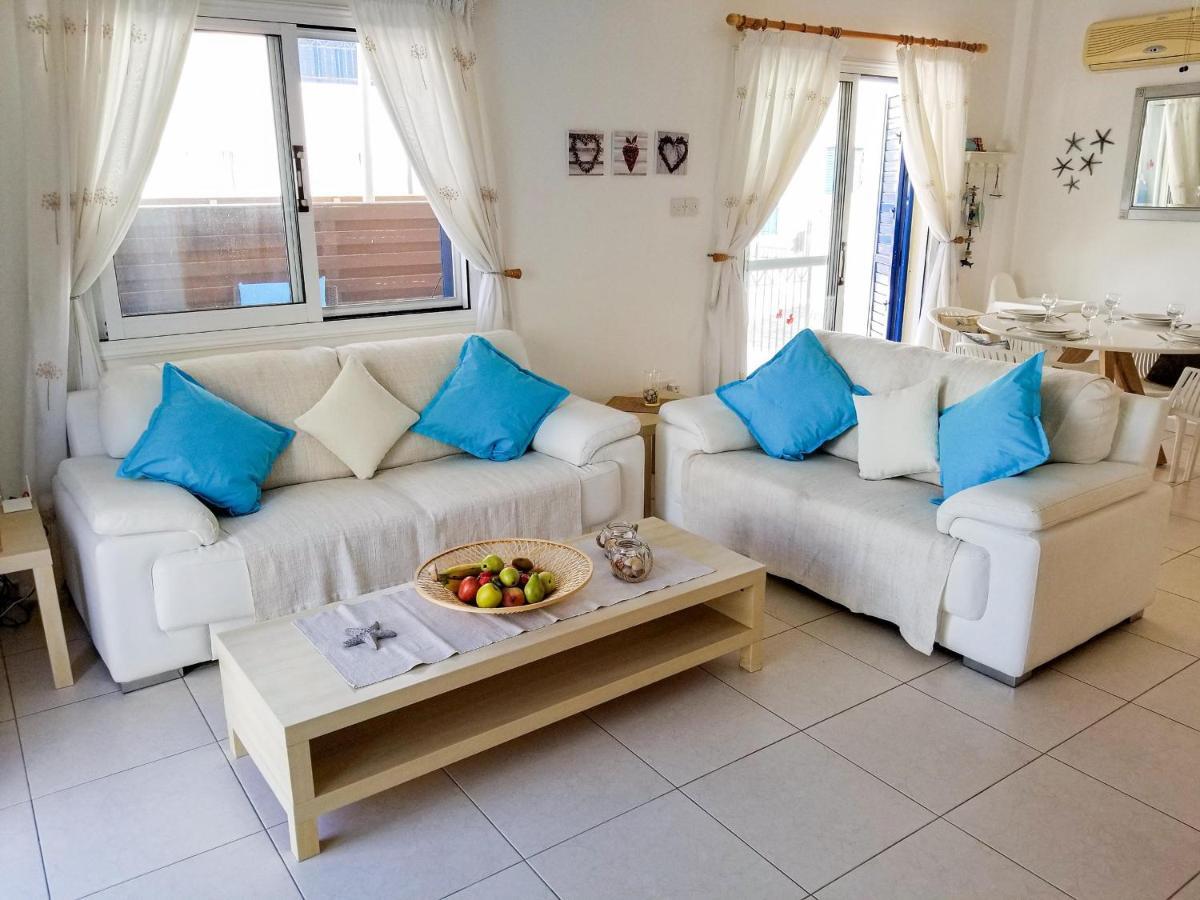 Villa Charlotte โปรทาราส ภายนอก รูปภาพ